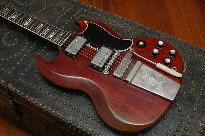 Gibson SG vibrola