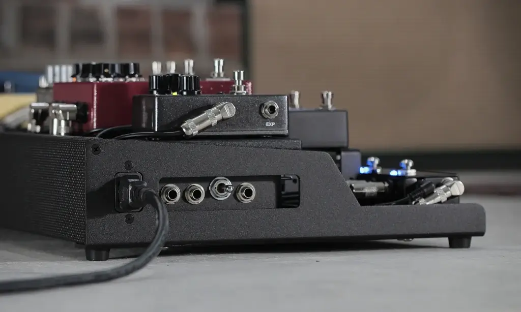 Les premières pédales à avoir sur un pedalboard : le guide pour débutants