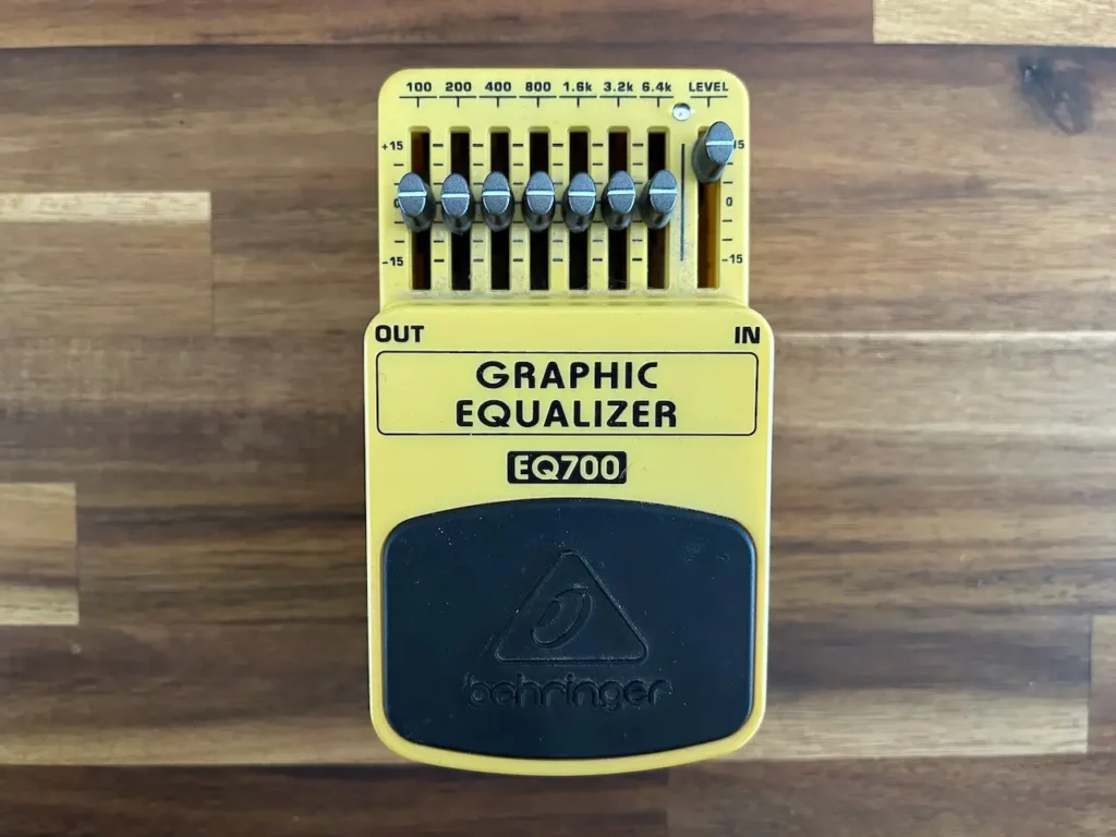 Behringer EQ700 Clean Boost