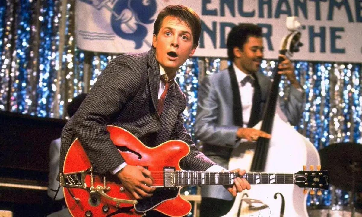 Gibson Back to the Future ES-345 : la guitare de Marty McFly fait son grand retour